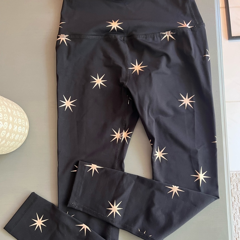 Beyond Yoga PowerShine Caught In The Midi Legging